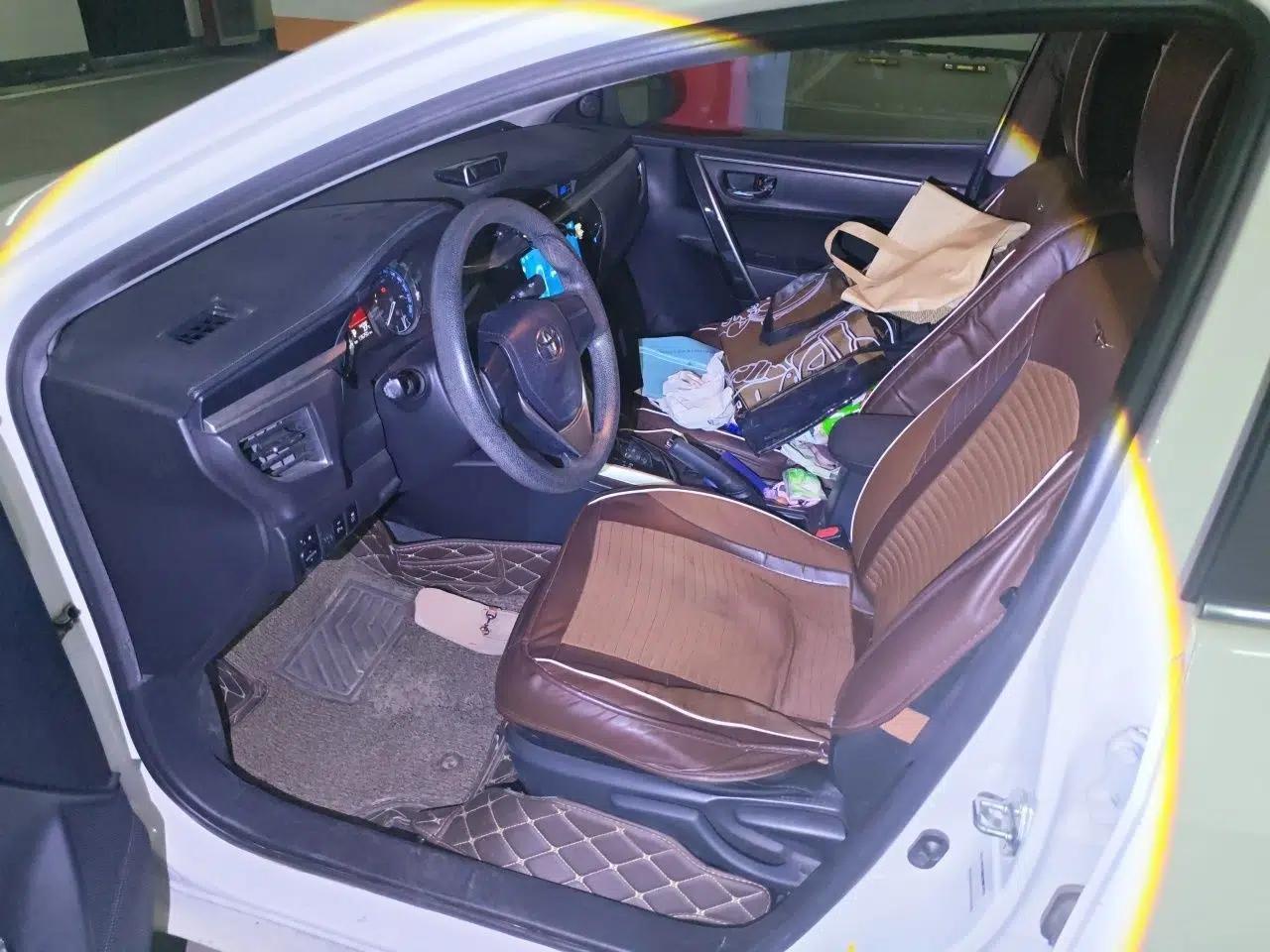 Toyota Corolla 2017 1.2T CVT GL-i — миниатюра 15