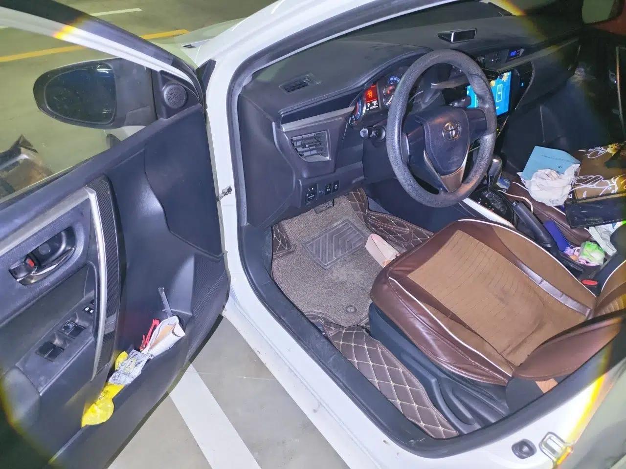Toyota Corolla 2017 1.2T CVT GL-i — миниатюра 16