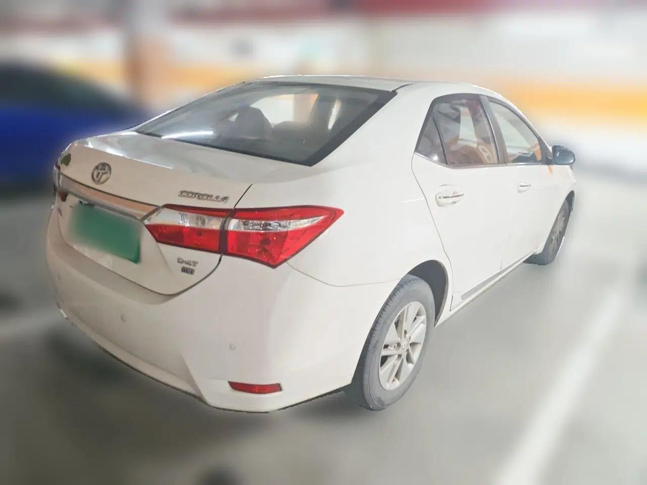 Toyota Corolla 2017 1.2T CVT GL-i — миниатюра 6