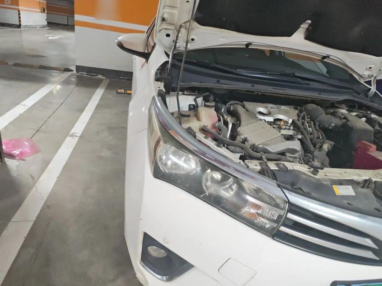 Toyota Corolla 2017 1.2T CVT GL-i — миниатюра 7