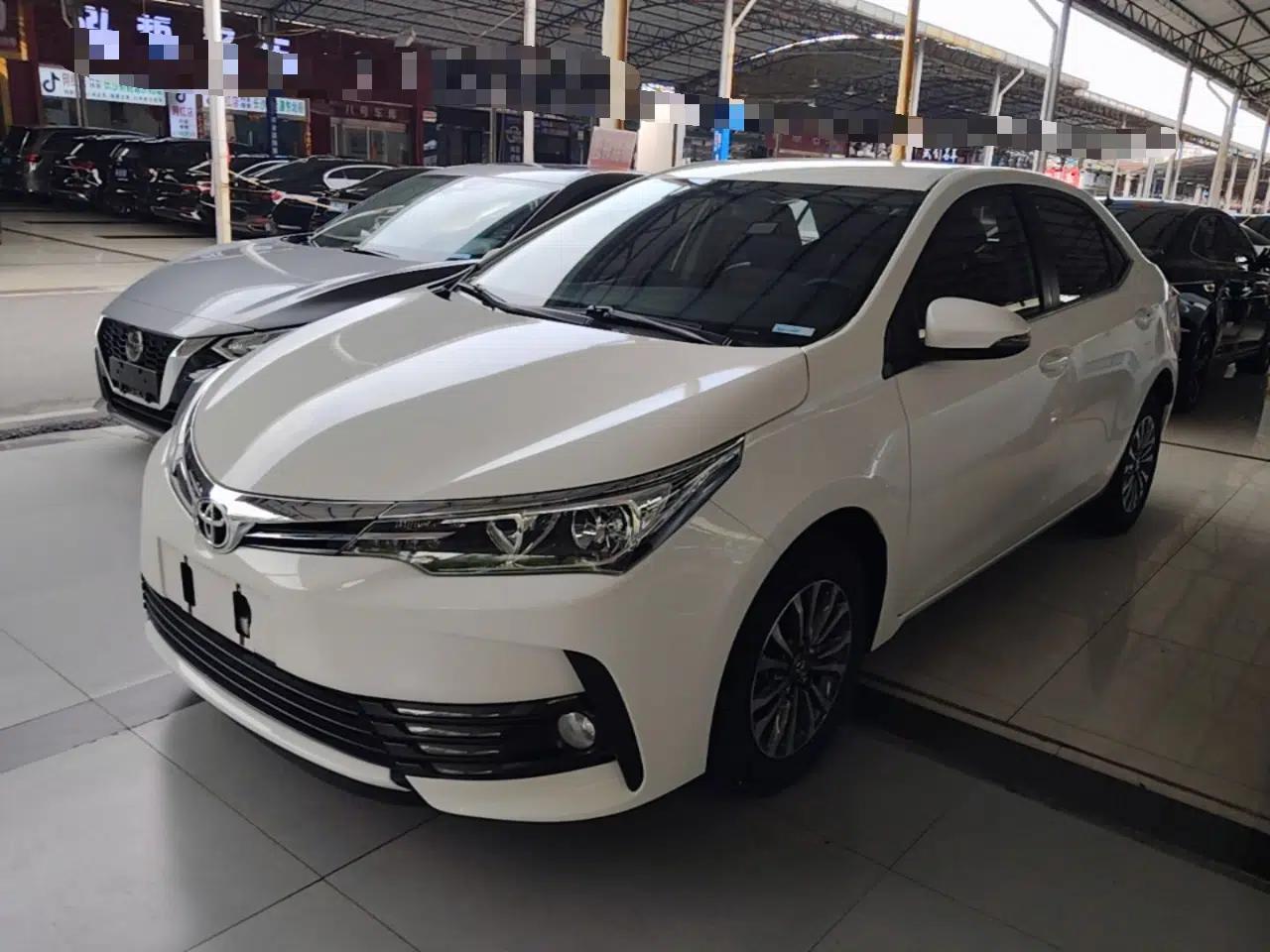 Toyota Corolla 2017 Revised Version 1.2T S-CVT GL — миниатюра 1