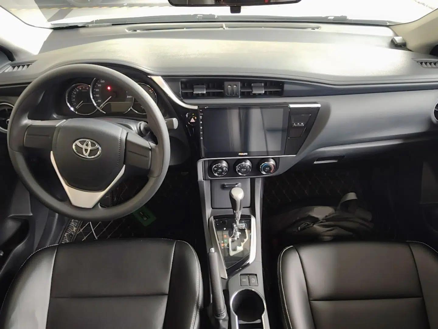 Toyota Corolla 2017 Revised Version 1.2T S-CVT GL — миниатюра 12