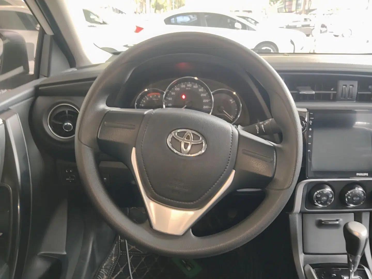 Toyota Corolla 2017 Revised Version 1.2T S-CVT GL — миниатюра 13