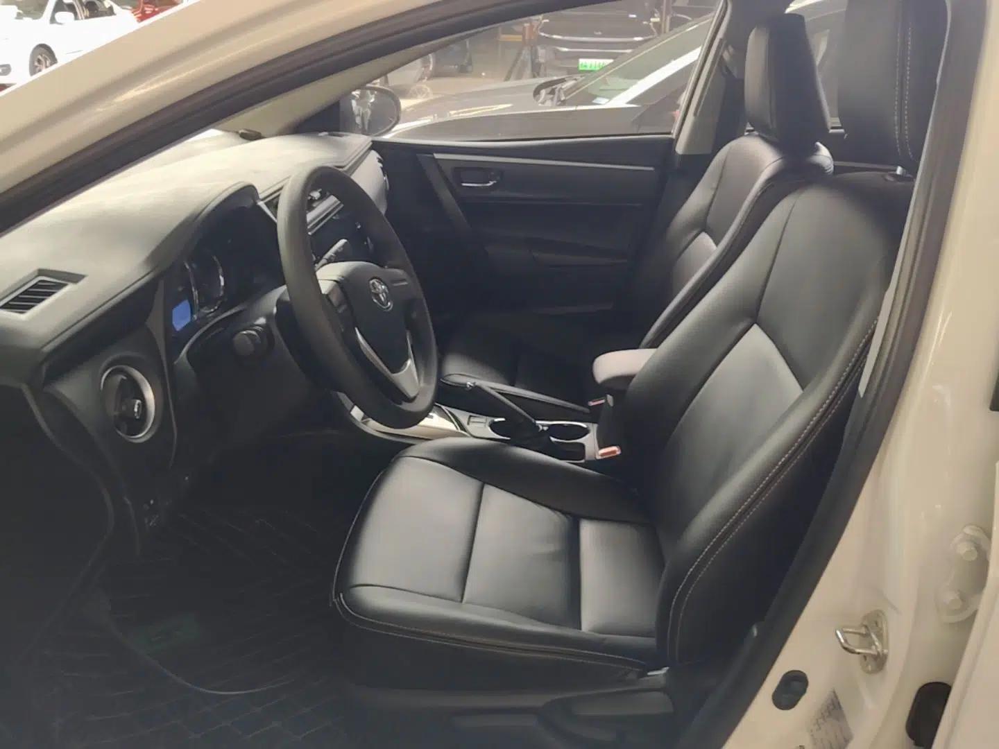 Toyota Corolla 2017 Revised Version 1.2T S-CVT GL — миниатюра 17