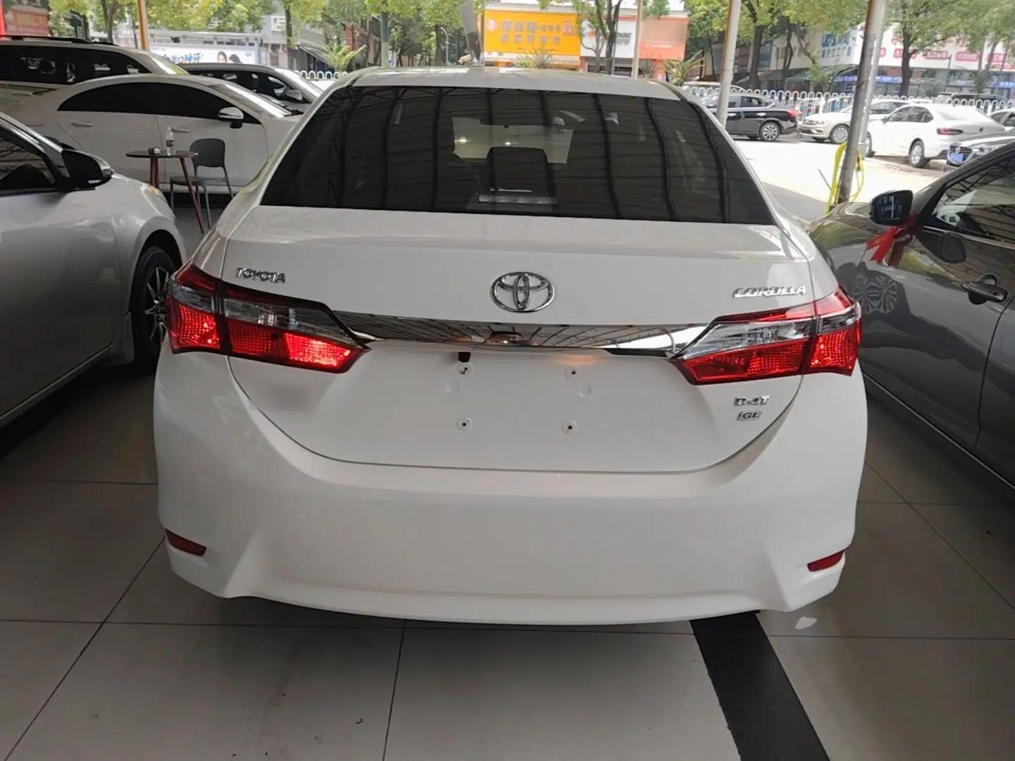 Toyota Corolla 2017 Revised Version 1.2T S-CVT GL — миниатюра 5
