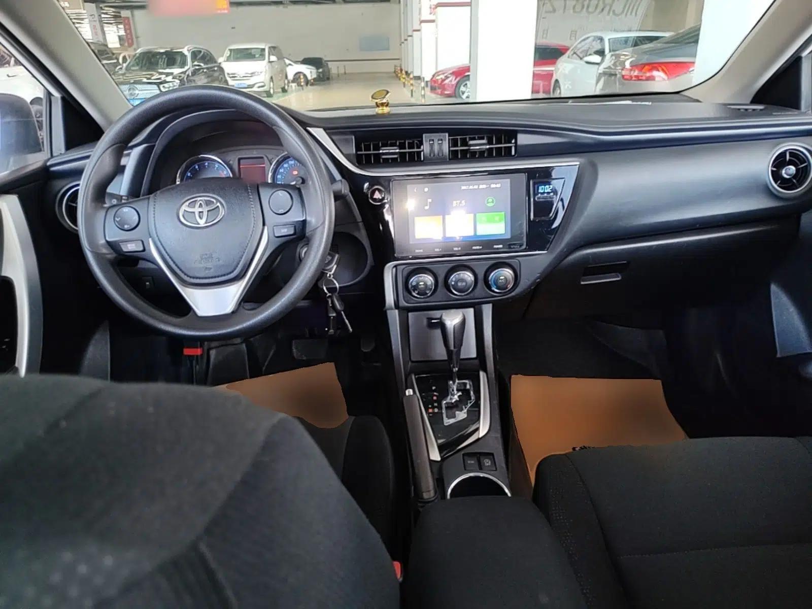 Toyota Corolla 2017 Revised Version 1.2T S-CVT GL-i — миниатюра 12