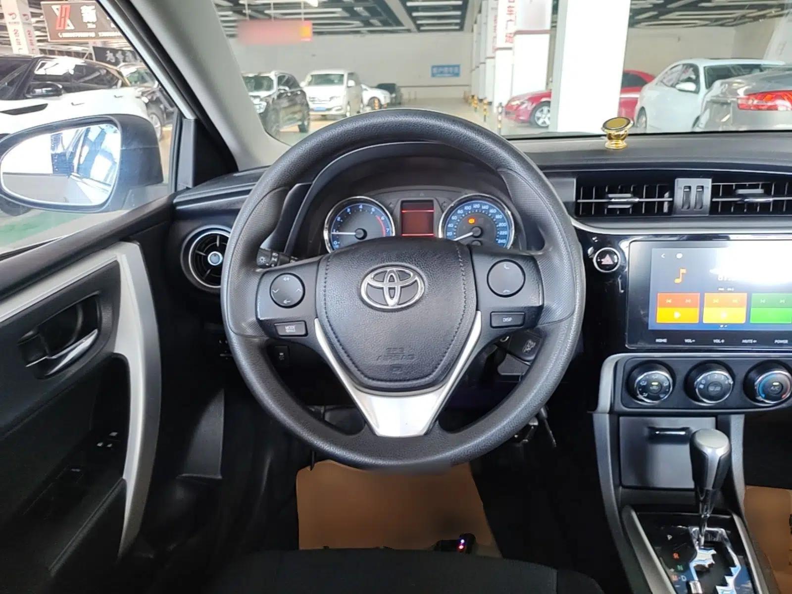 Toyota Corolla 2017 Revised Version 1.2T S-CVT GL-i — миниатюра 13