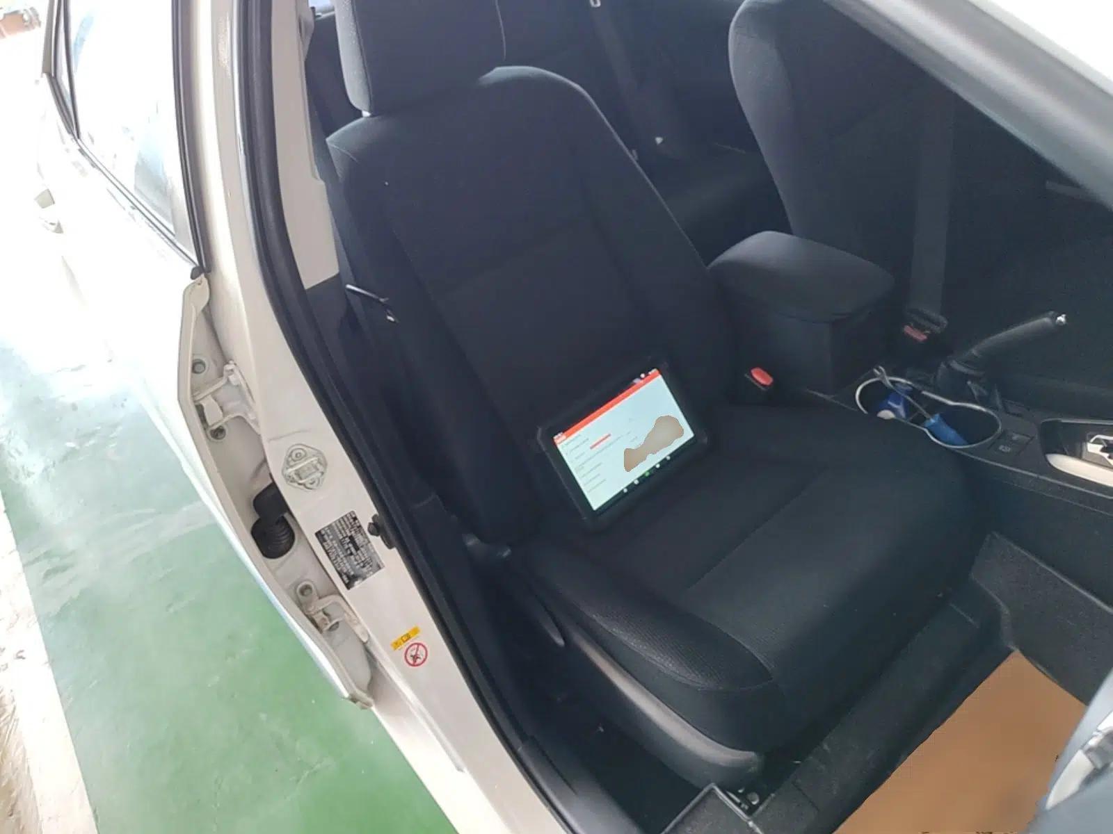 Toyota Corolla 2017 Revised Version 1.2T S-CVT GL-i — миниатюра 19