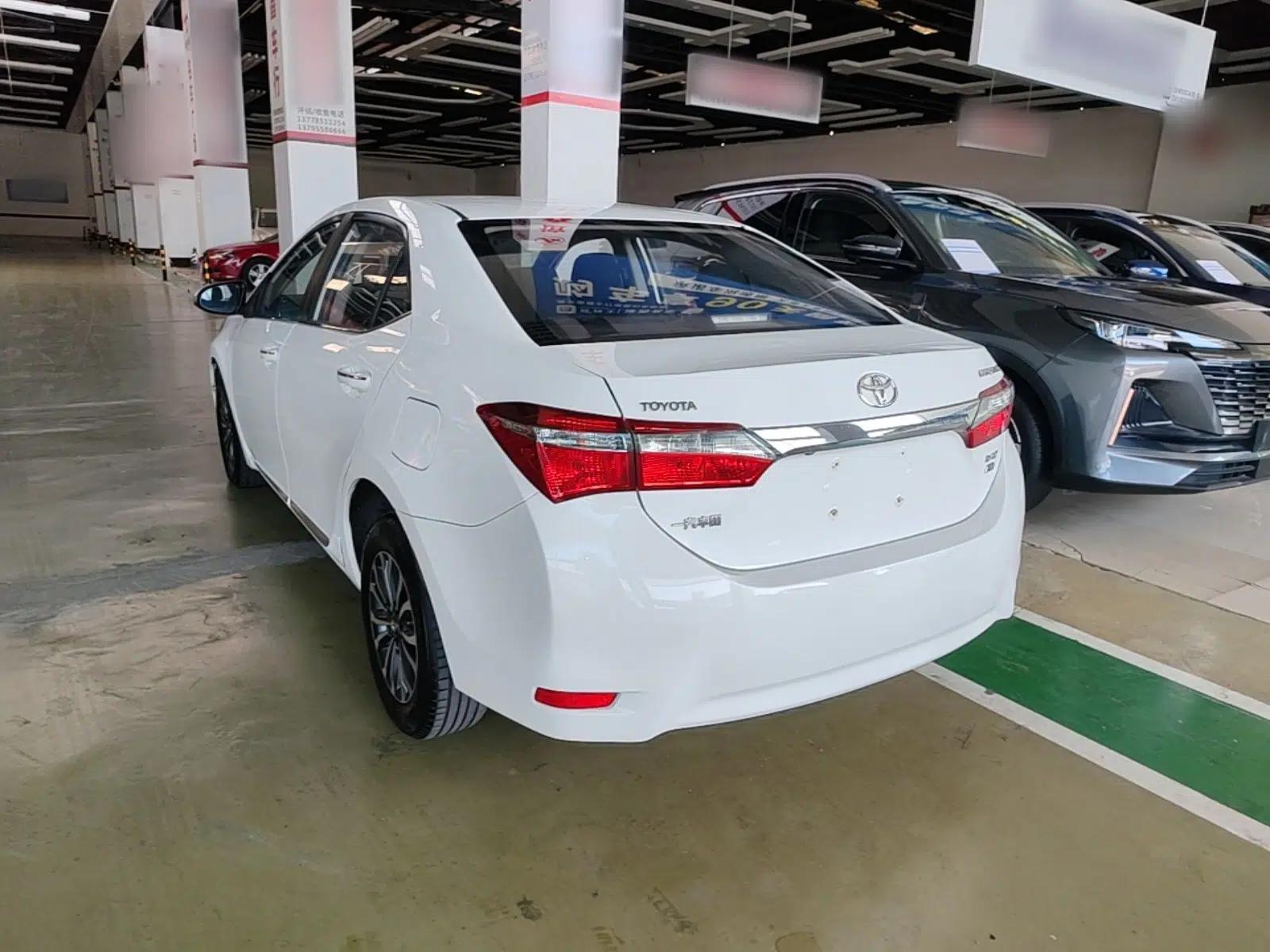 Toyota Corolla 2017 Revised Version 1.2T S-CVT GL-i — миниатюра 4