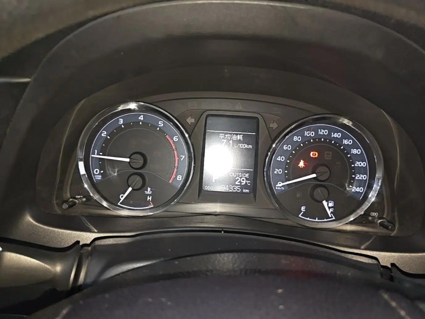 Toyota Corolla 2017 Revised Version 1.2T S-CVT GL-i — миниатюра 14