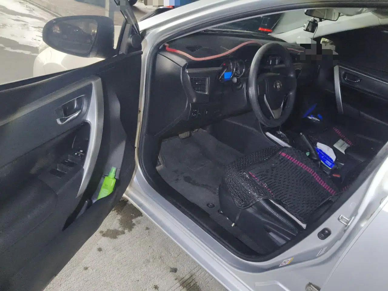 Toyota Corolla 2017 1.2T CVT GL — миниатюра 13
