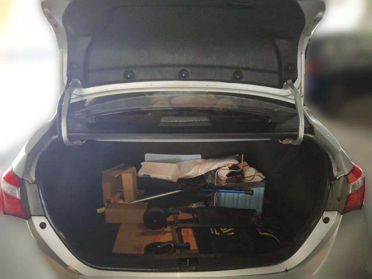 Toyota Corolla 2017 1.2T CVT GL — миниатюра 16