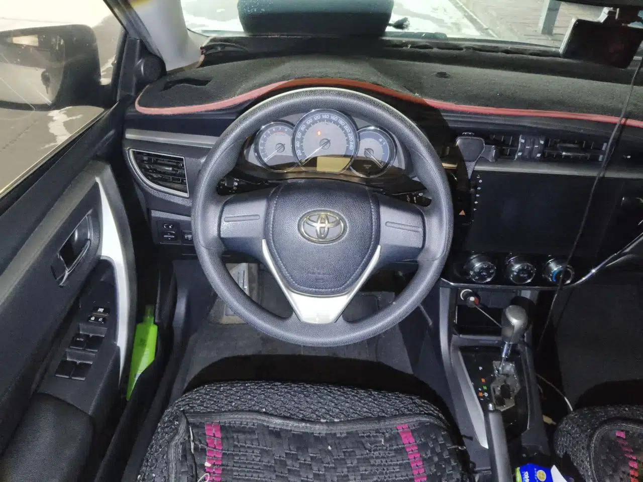 Toyota Corolla 2017 1.2T CVT GL — миниатюра 7