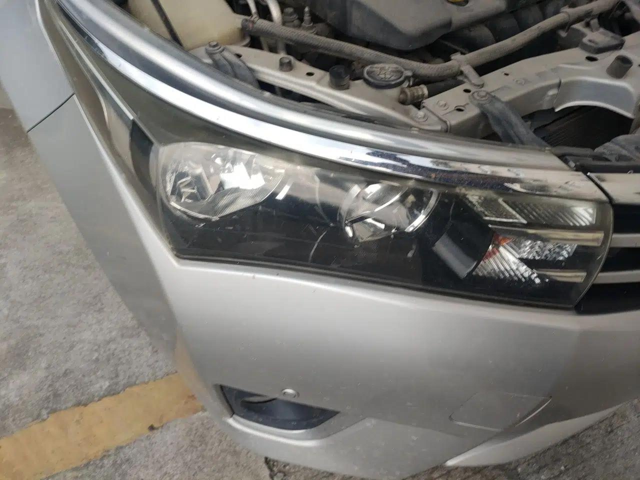 Toyota Corolla 2017 1.6L Manual GL — миниатюра 7