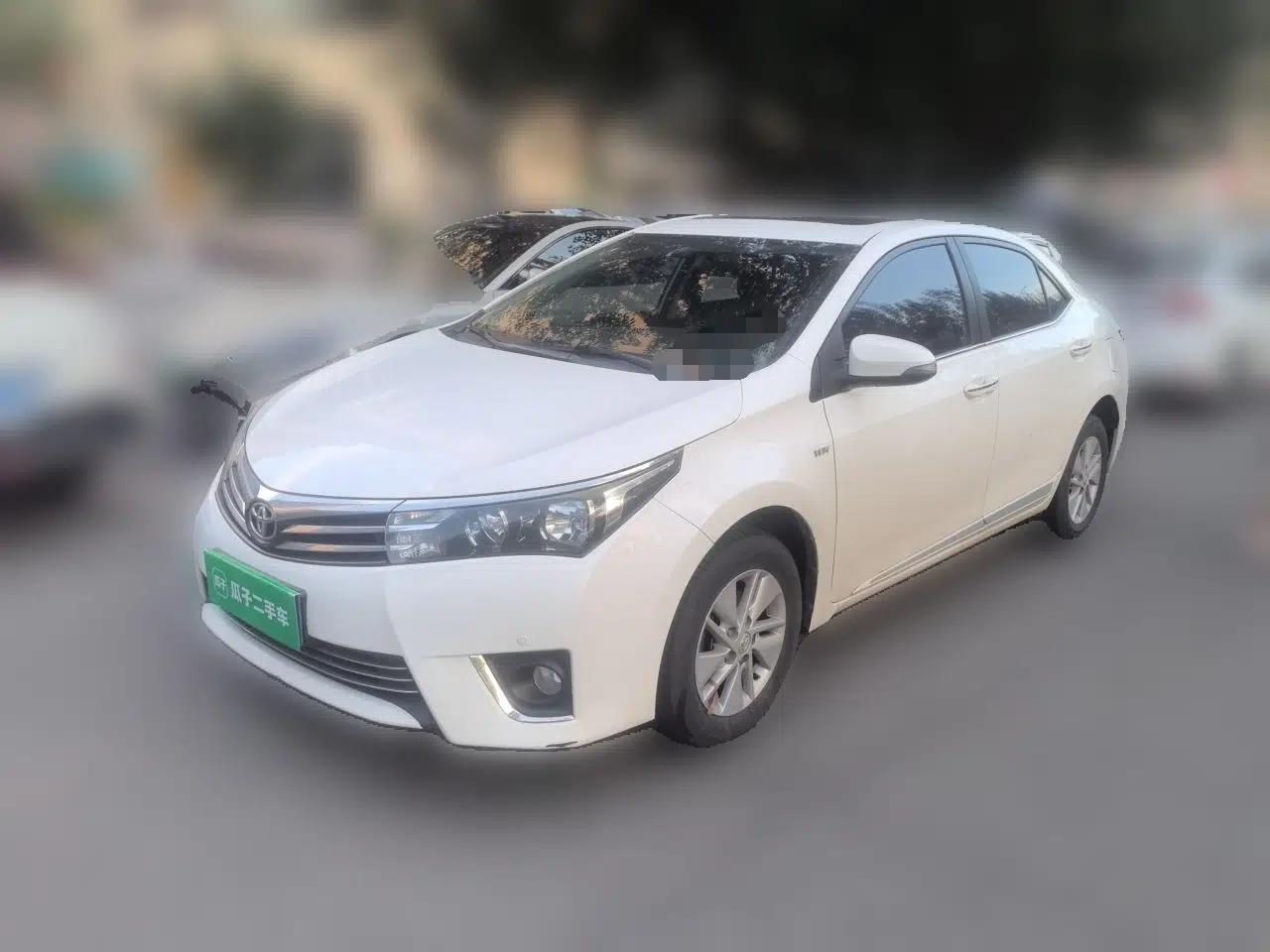 Toyota Corolla 2014 1.6L CVT GL-i — миниатюра 1