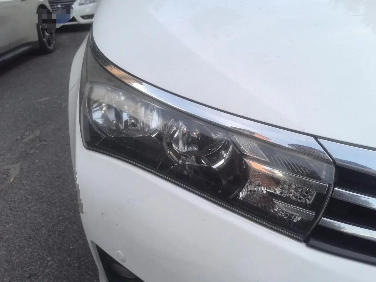 Toyota Corolla 2014 1.6L CVT GL-i — миниатюра 7