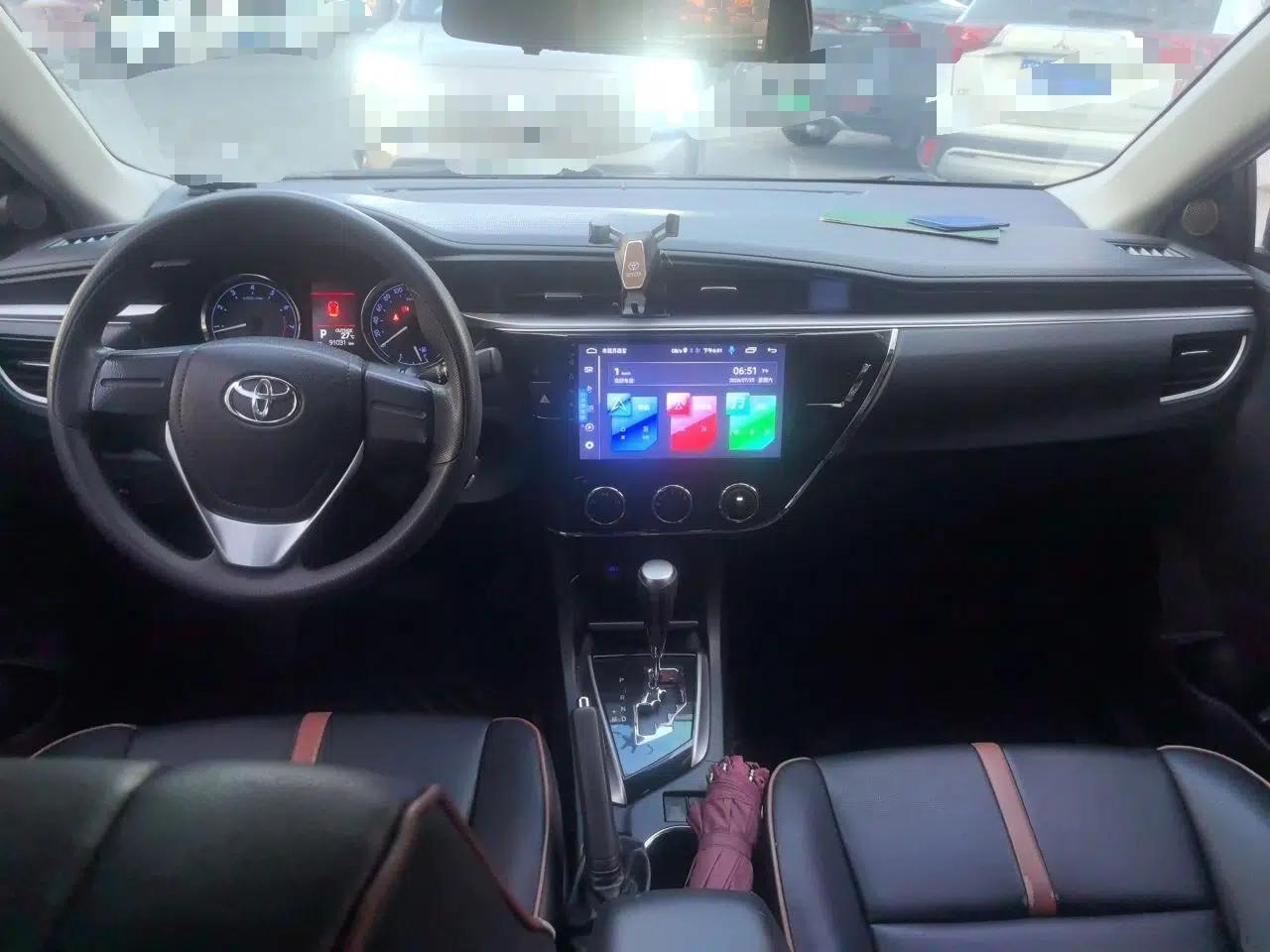 Toyota Corolla 2014 1.6L CVT GL-i — миниатюра 9