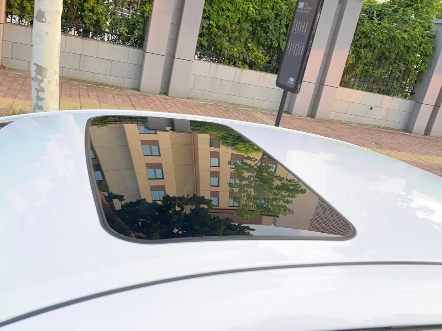 Toyota Corolla 2018 1.2T S-CVT GL-i Zhihui Edition — миниатюра 5