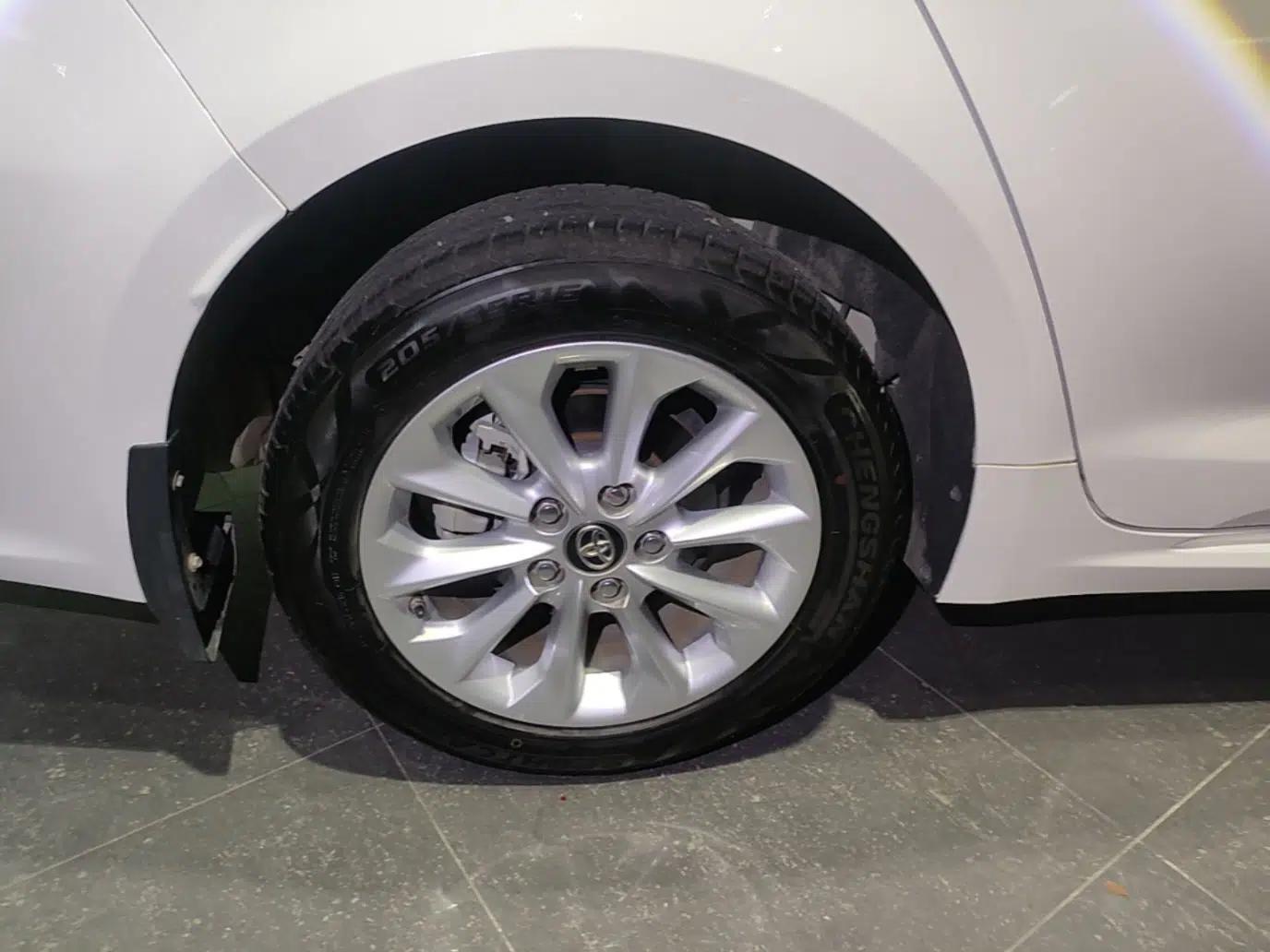Toyota Corolla 2021 1.2T S-CVT Elite PLUS Edition — миниатюра 11