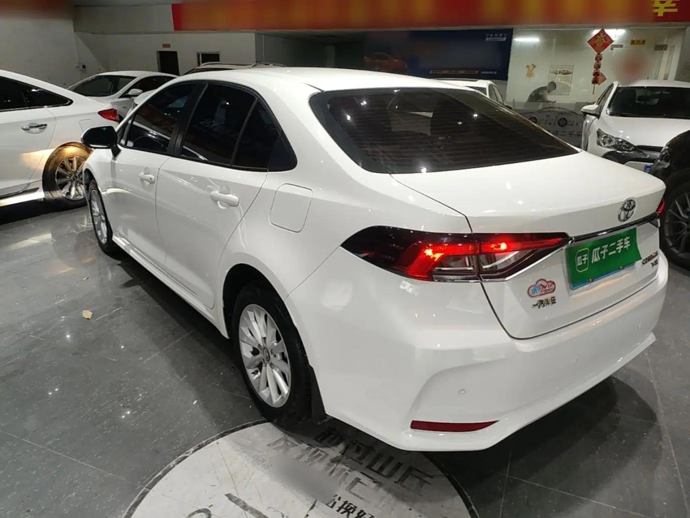 Toyota Corolla 2021 1.2T S-CVT Elite PLUS Edition — миниатюра 4