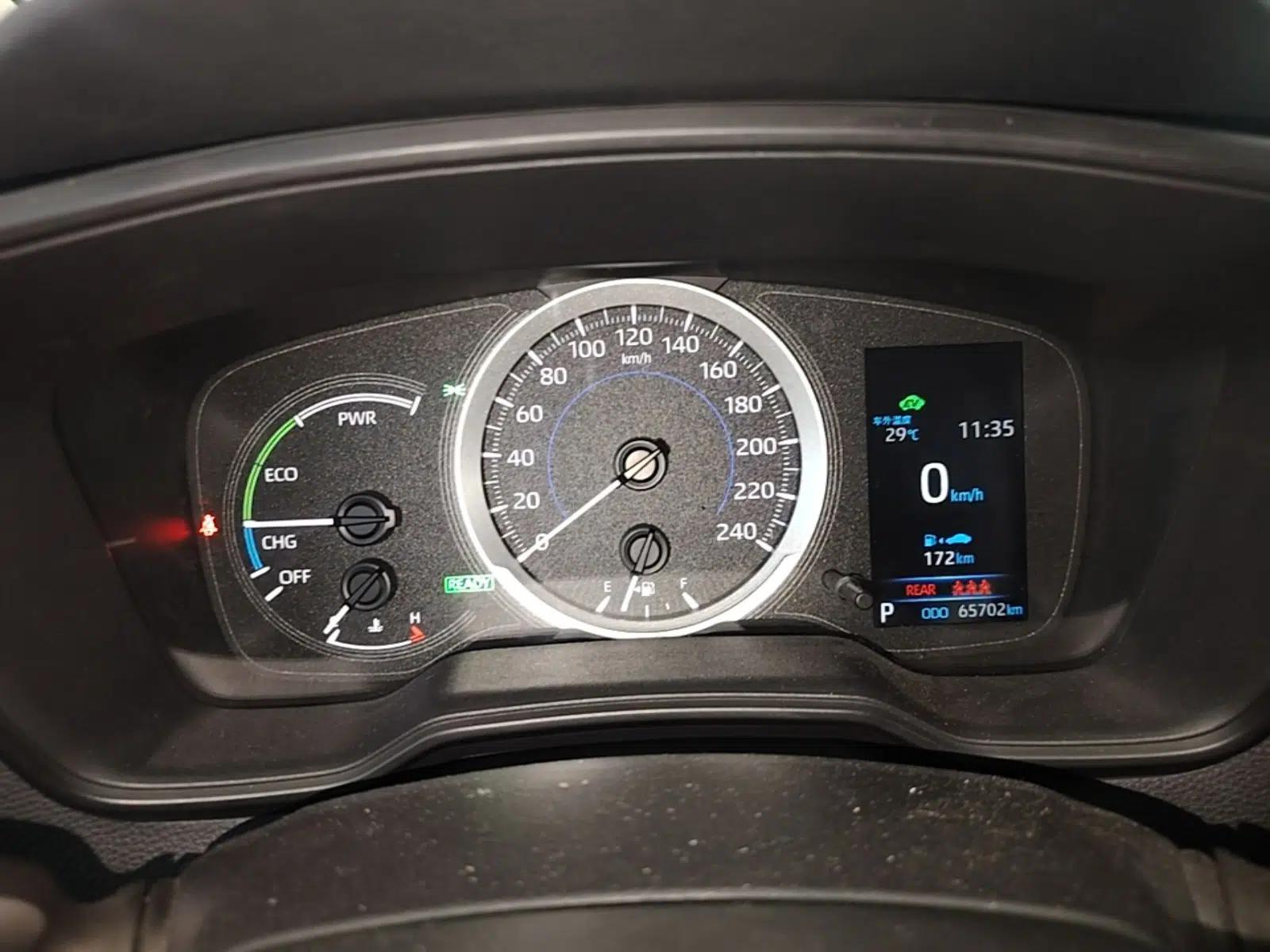 Toyota Corolla 2021 Dual-Engine 1.8L E-CVT Pioneer Edition — миниатюра 14