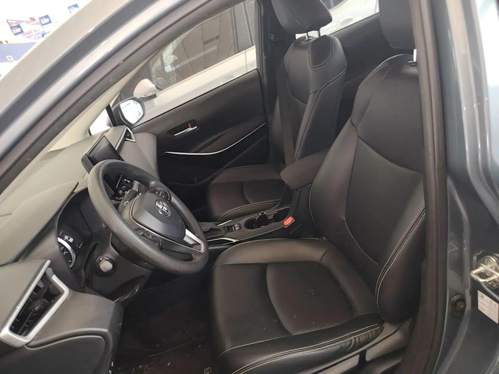 Toyota Corolla 2021 Dual-Engine 1.8L E-CVT Pioneer Edition — миниатюра 17