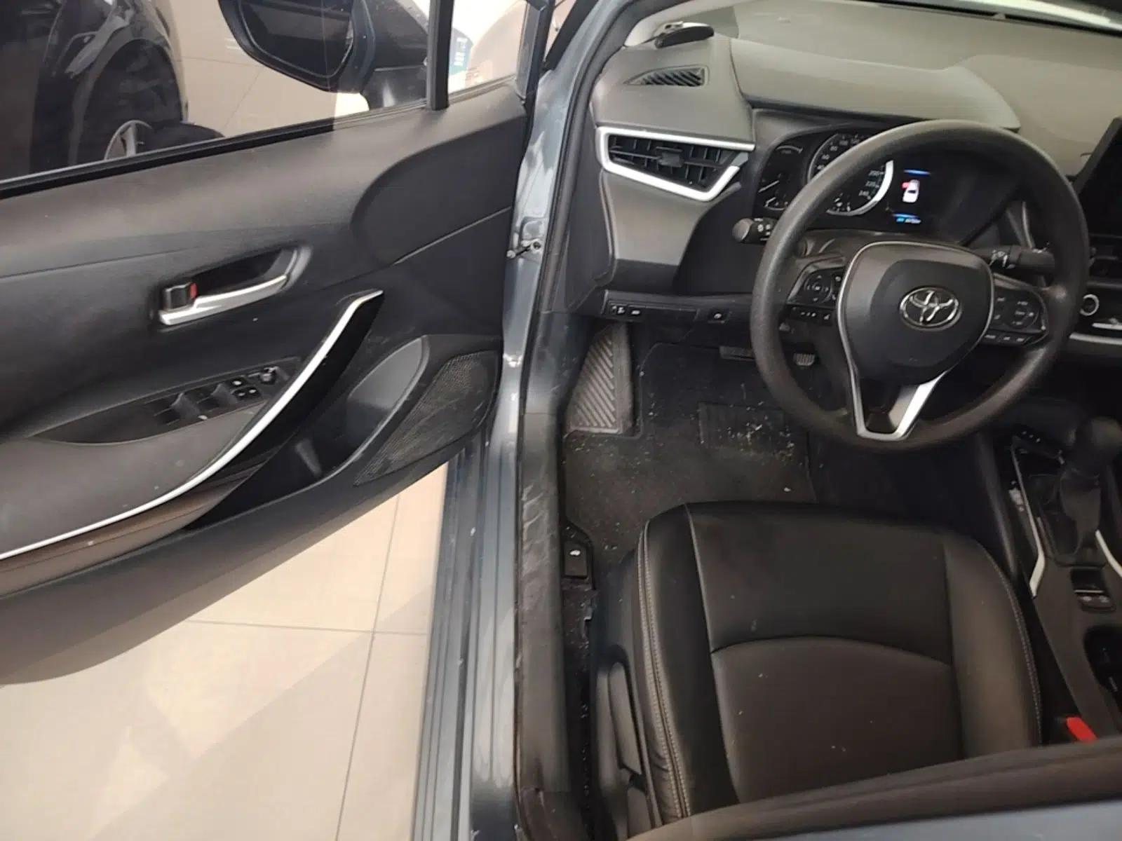 Toyota Corolla 2021 Dual-Engine 1.8L E-CVT Pioneer Edition — миниатюра 18