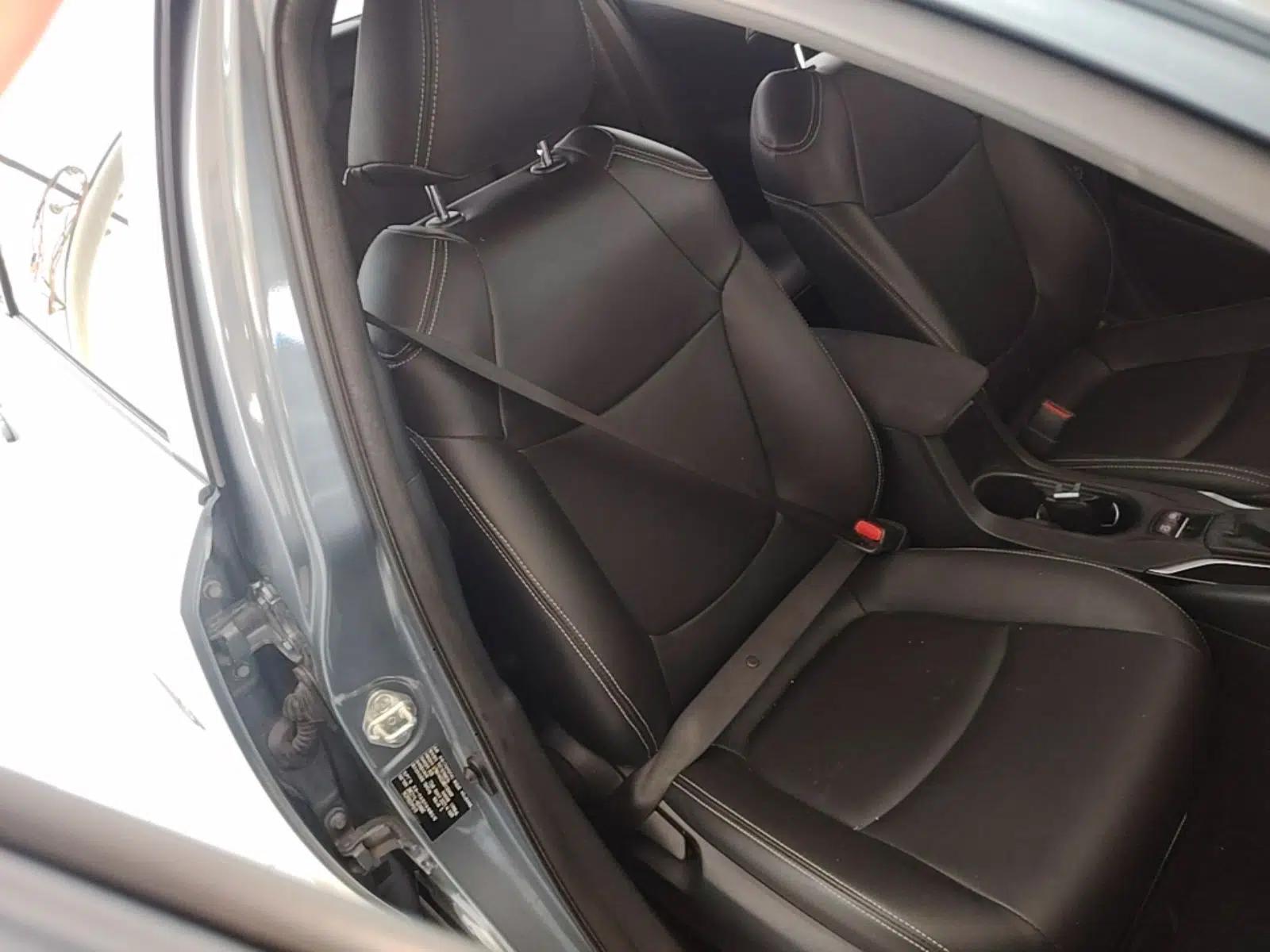 Toyota Corolla 2021 Dual-Engine 1.8L E-CVT Pioneer Edition — миниатюра 19