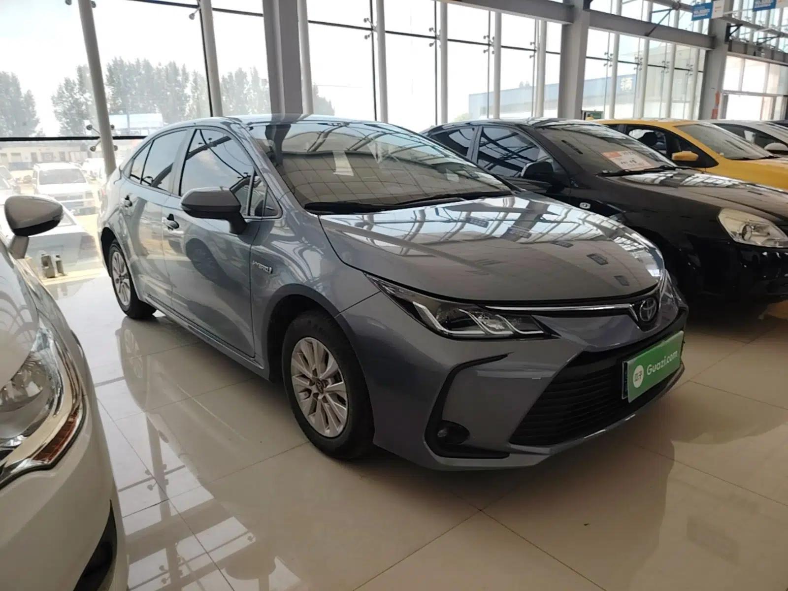 Toyota Corolla 2021 Dual-Engine 1.8L E-CVT Pioneer Edition — миниатюра 3