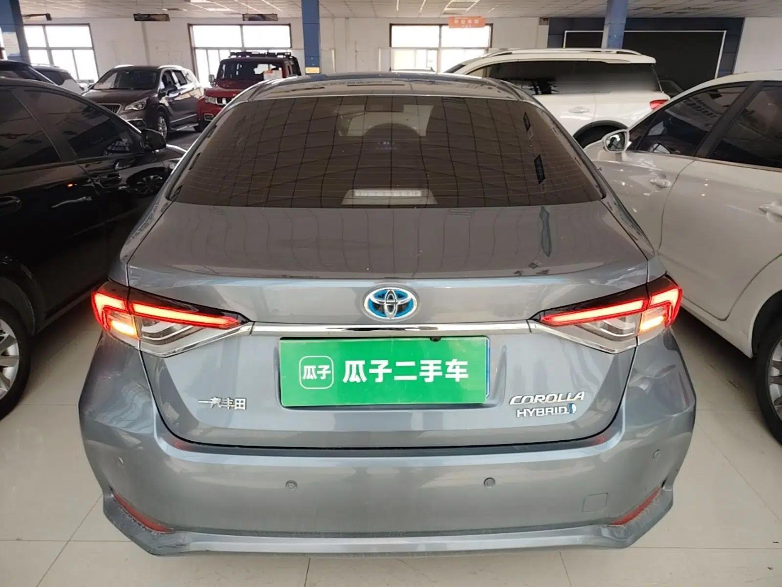 Toyota Corolla 2021 Dual-Engine 1.8L E-CVT Pioneer Edition — миниатюра 5