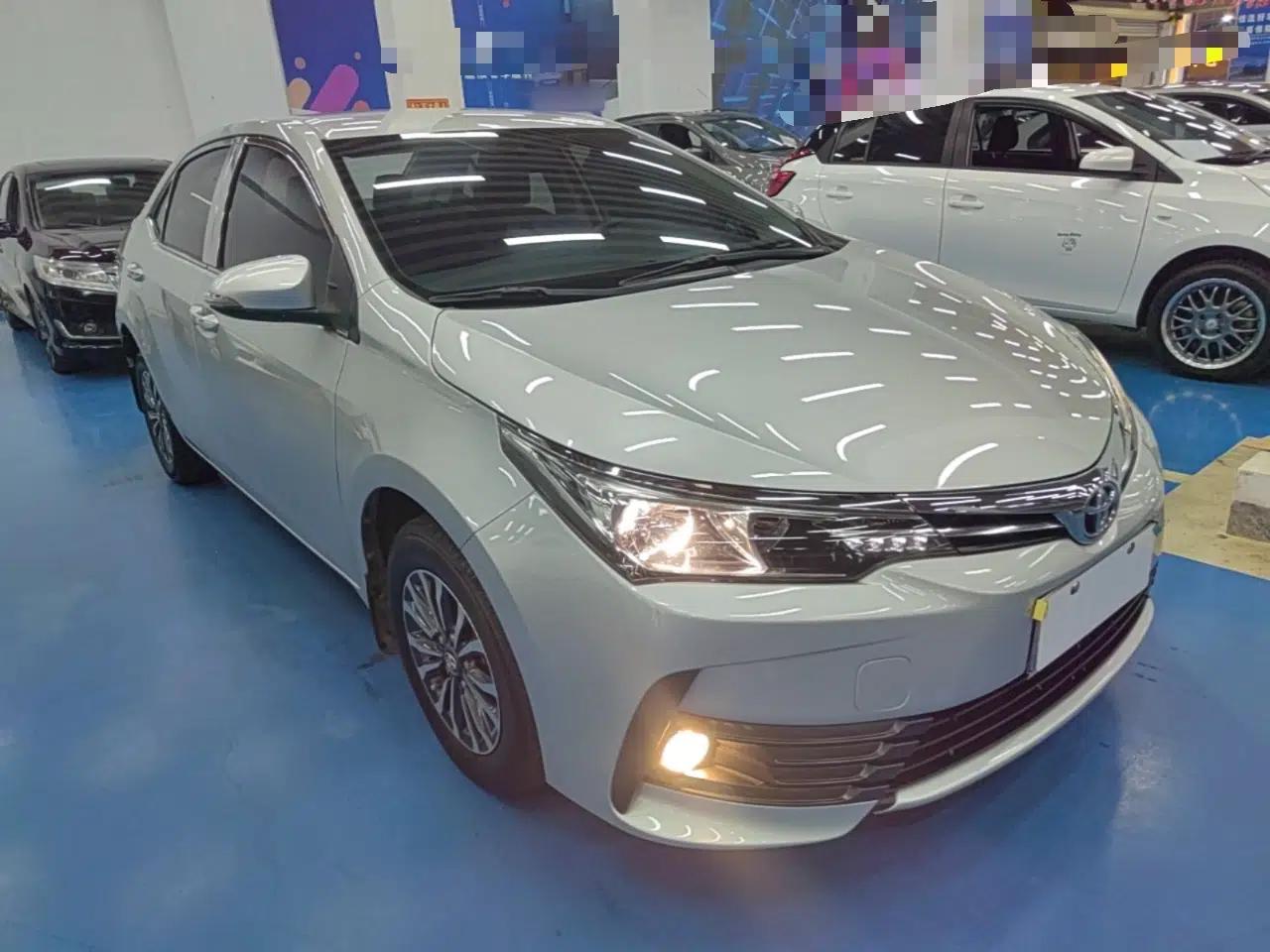 Toyota Corolla 2018 1.2T S-CVT GL Smart Enjoyment Version — миниатюра 3