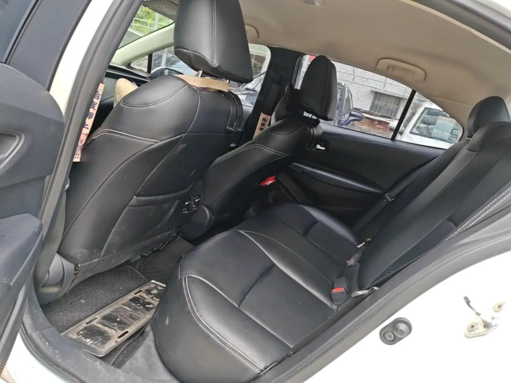 Toyota Corolla 2021 1.2T S-CVT Pioneer Edition — миниатюра 20