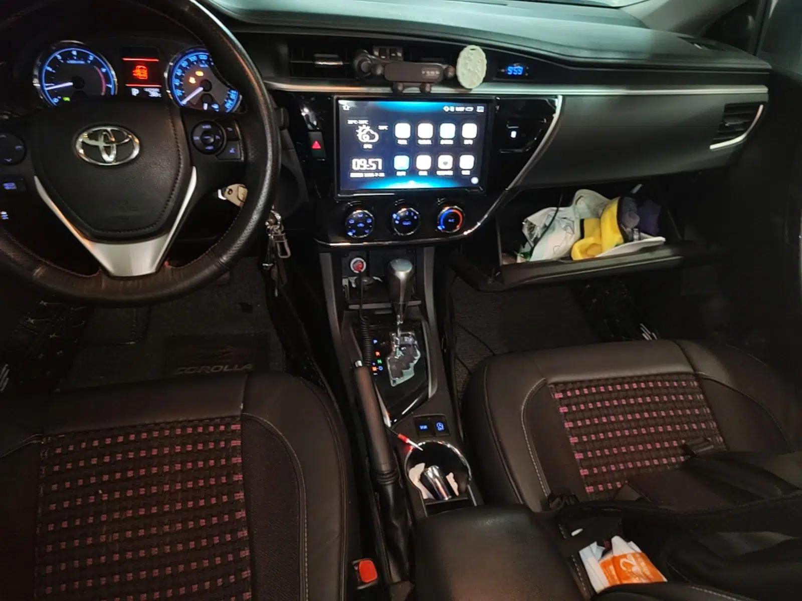 Toyota Corolla 2017 1.2T CVT GL-i — миниатюра 16