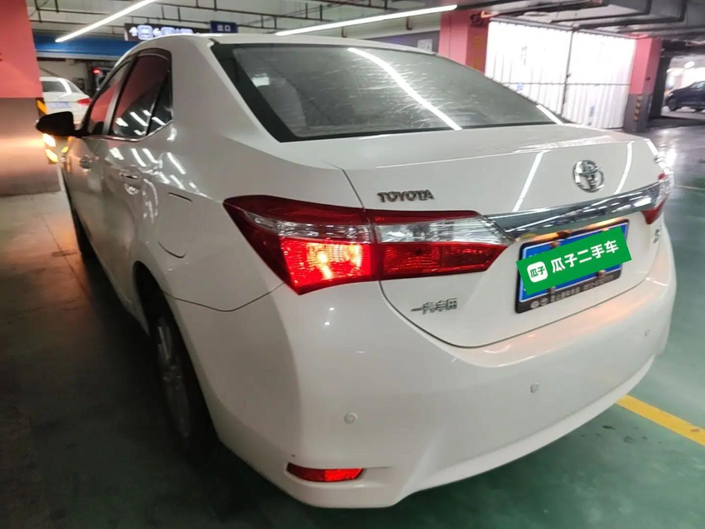 Toyota Corolla 2017 1.2T CVT GL-i — миниатюра 4