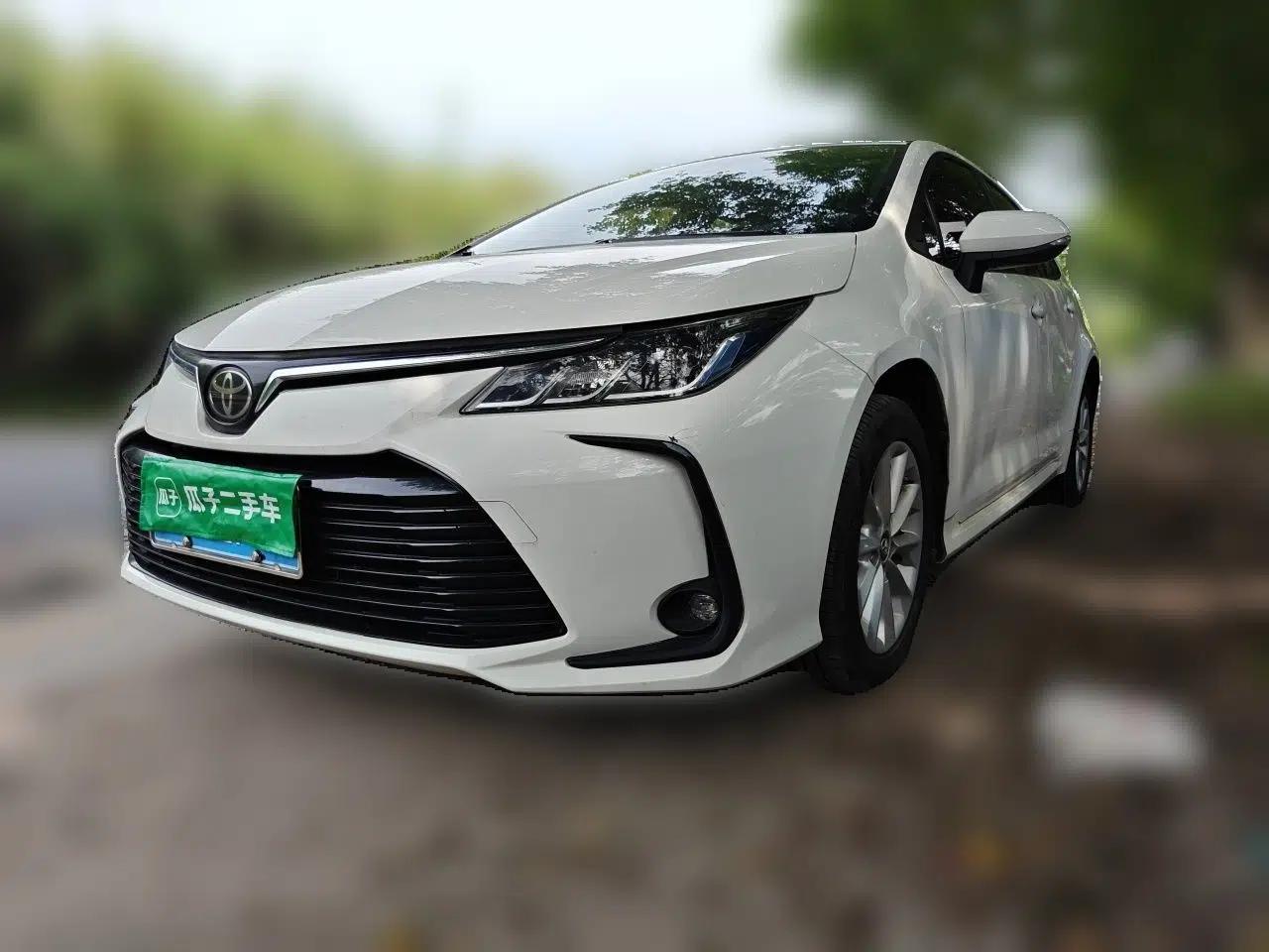 Toyota Corolla 2021 1.2T S-CVT Elite PLUS Edition — миниатюра 1