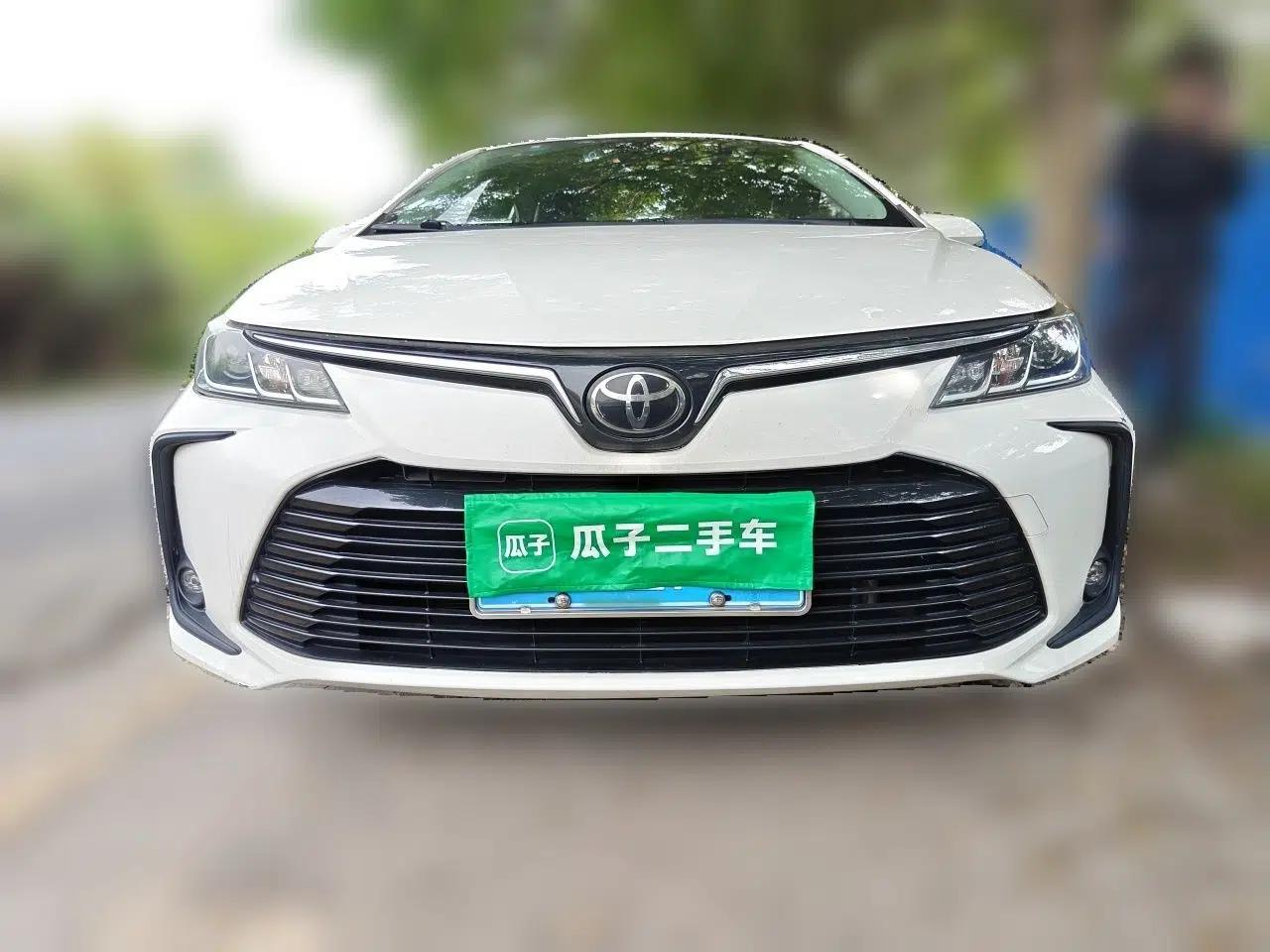 Toyota Corolla 2021 1.2T S-CVT Elite PLUS Edition — миниатюра 2
