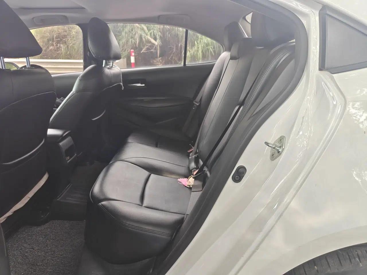 Toyota Corolla 2021 1.2T S-CVT Elite PLUS Edition — миниатюра 17