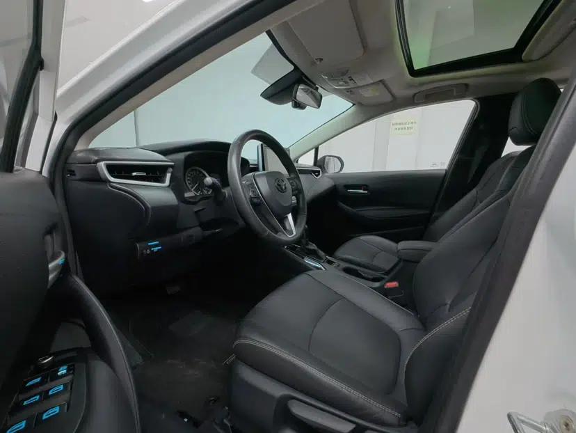 Toyota Corolla 2019 1.2T S-CVT GL-i Luxury Edition — миниатюра 20
