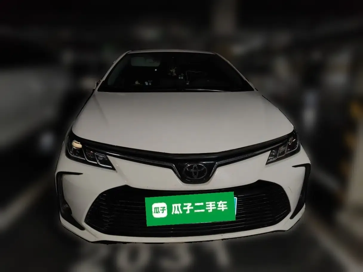 Toyota Corolla 2019 1.2T S-CVT GL-i Elite Edition — миниатюра 2