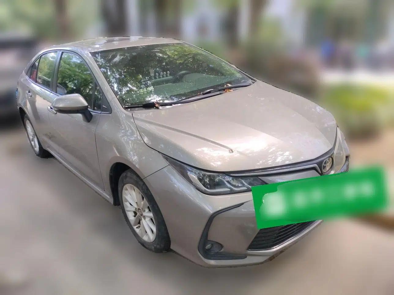 Toyota Corolla 2019 1.2T S-CVT GL-i Luxury Edition — миниатюра 3