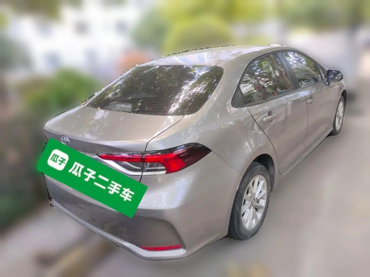 Toyota Corolla 2019 1.2T S-CVT GL-i Luxury Edition — миниатюра 6