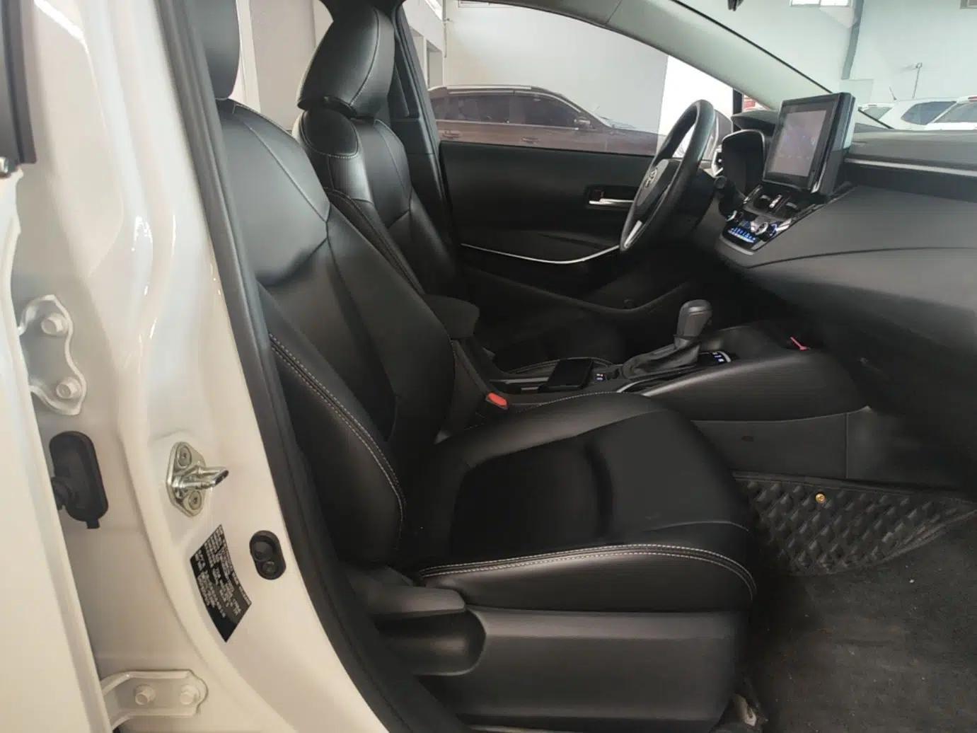 Toyota Corolla 2021 Dual-Engine 1.8L E-CVT Pioneer Edition — миниатюра 19