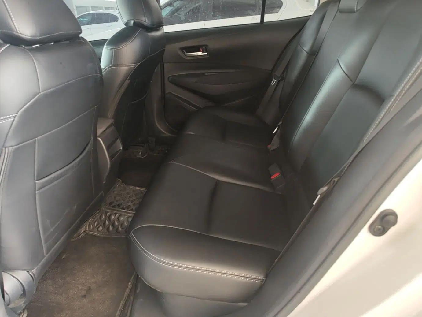 Toyota Corolla 2021 Dual-Engine 1.8L E-CVT Pioneer Edition — миниатюра 20