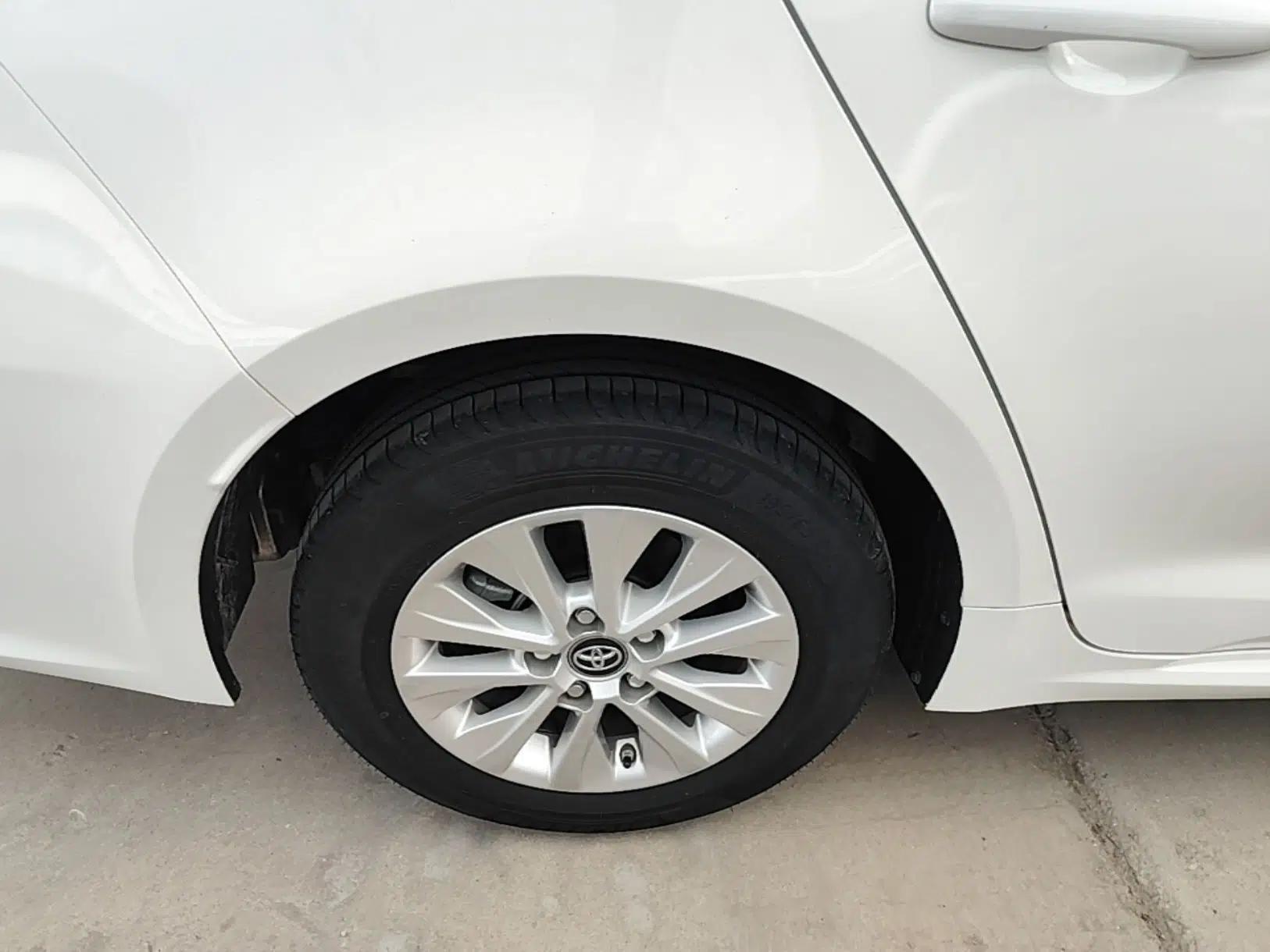 Toyota Corolla 2022 Dual-Motor 1.8L E-CVT Pioneer Edition — миниатюра 11