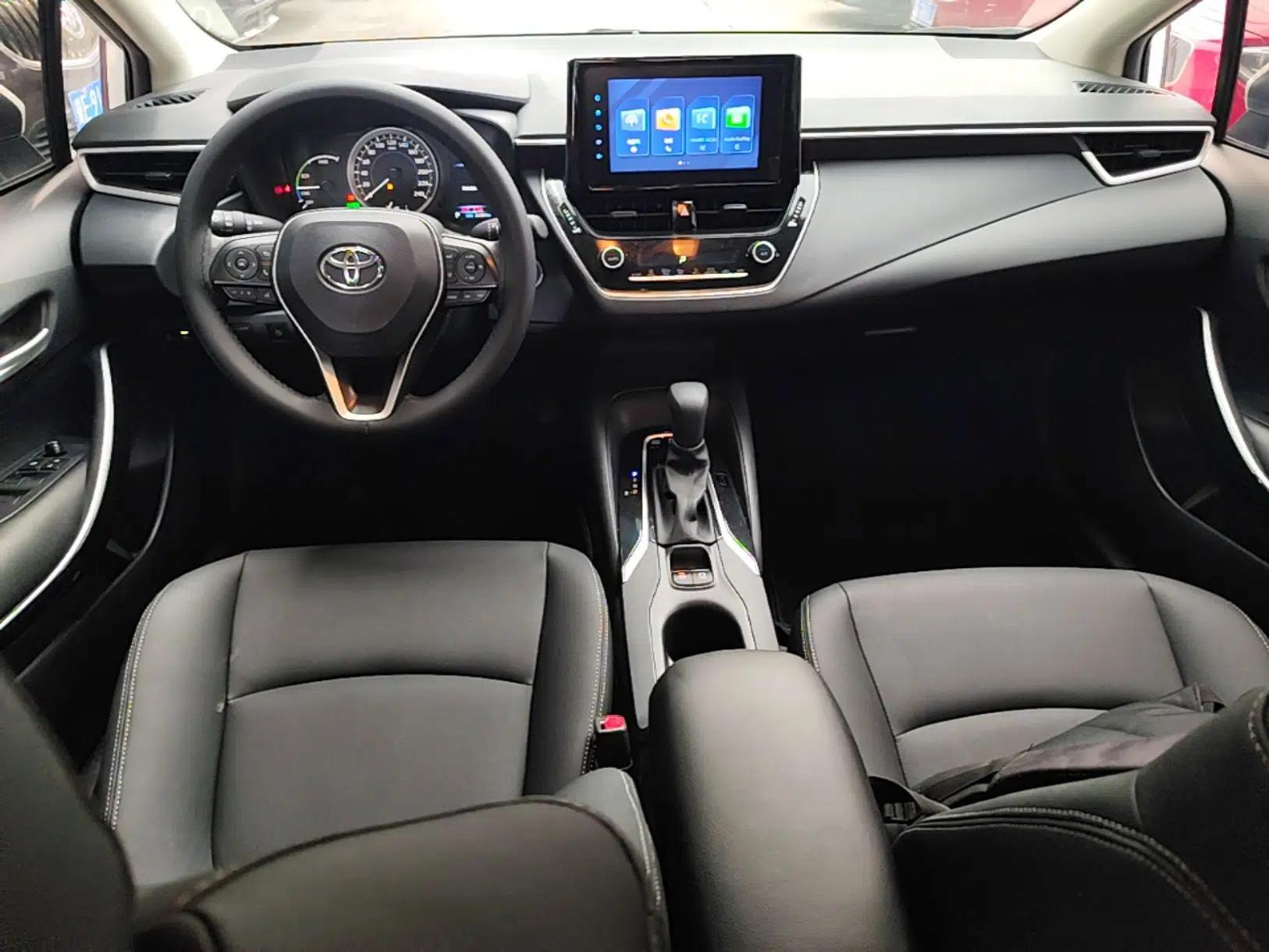 Toyota Corolla 2022 Dual-Motor 1.8L E-CVT Pioneer Edition — миниатюра 12