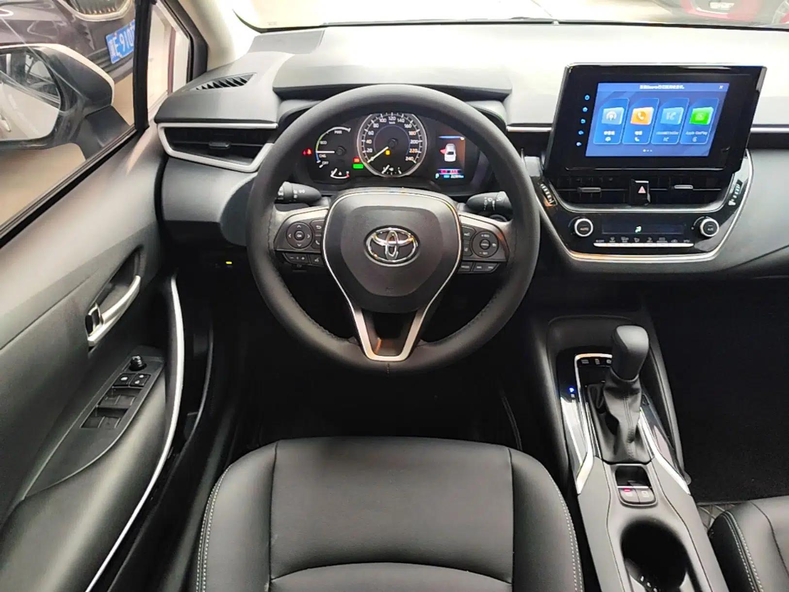 Toyota Corolla 2022 Dual-Motor 1.8L E-CVT Pioneer Edition — миниатюра 13
