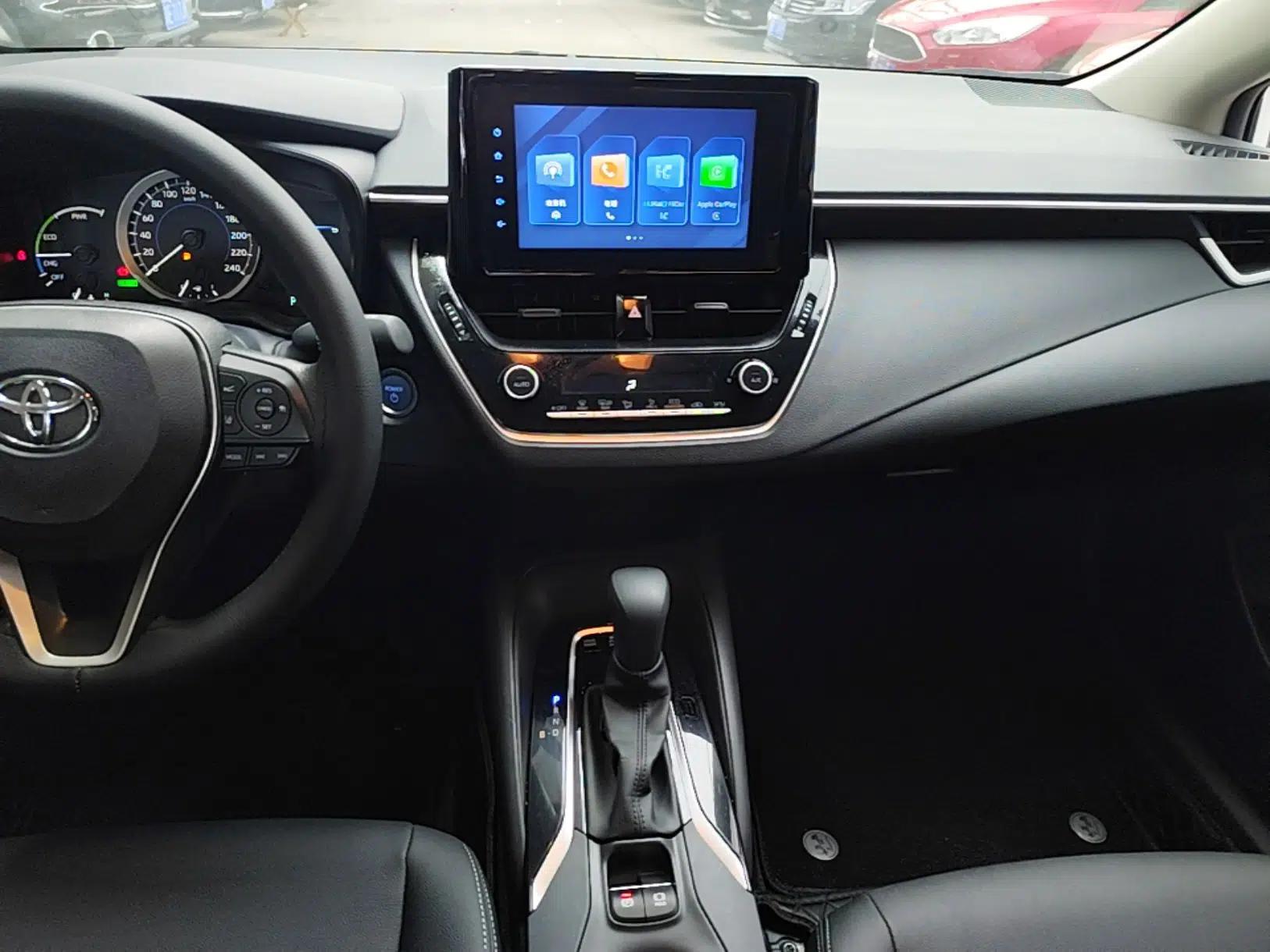 Toyota Corolla 2022 Dual-Motor 1.8L E-CVT Pioneer Edition — миниатюра 15