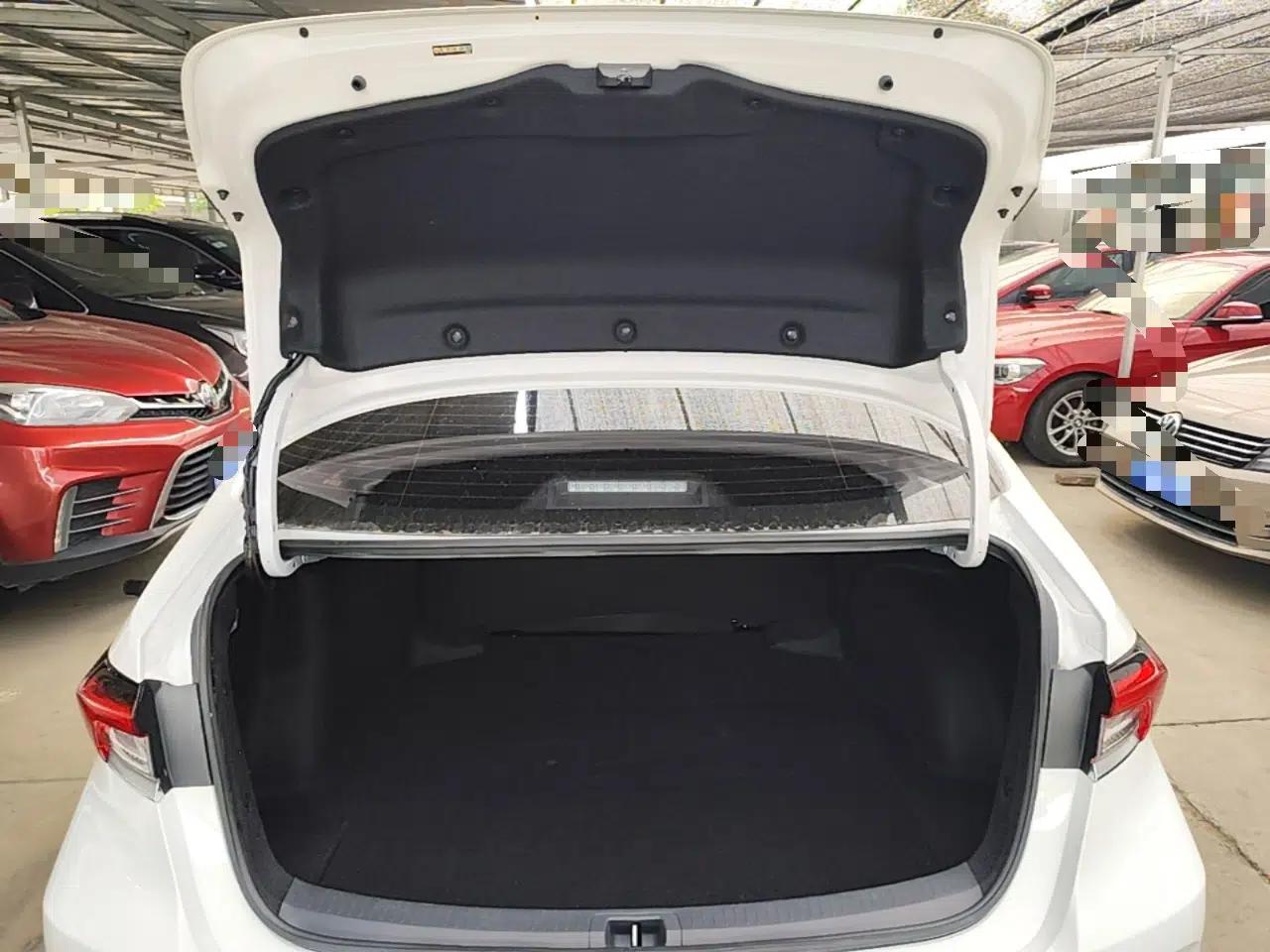 Toyota Corolla 2022 Dual-Motor 1.8L E-CVT Pioneer Edition — миниатюра 22