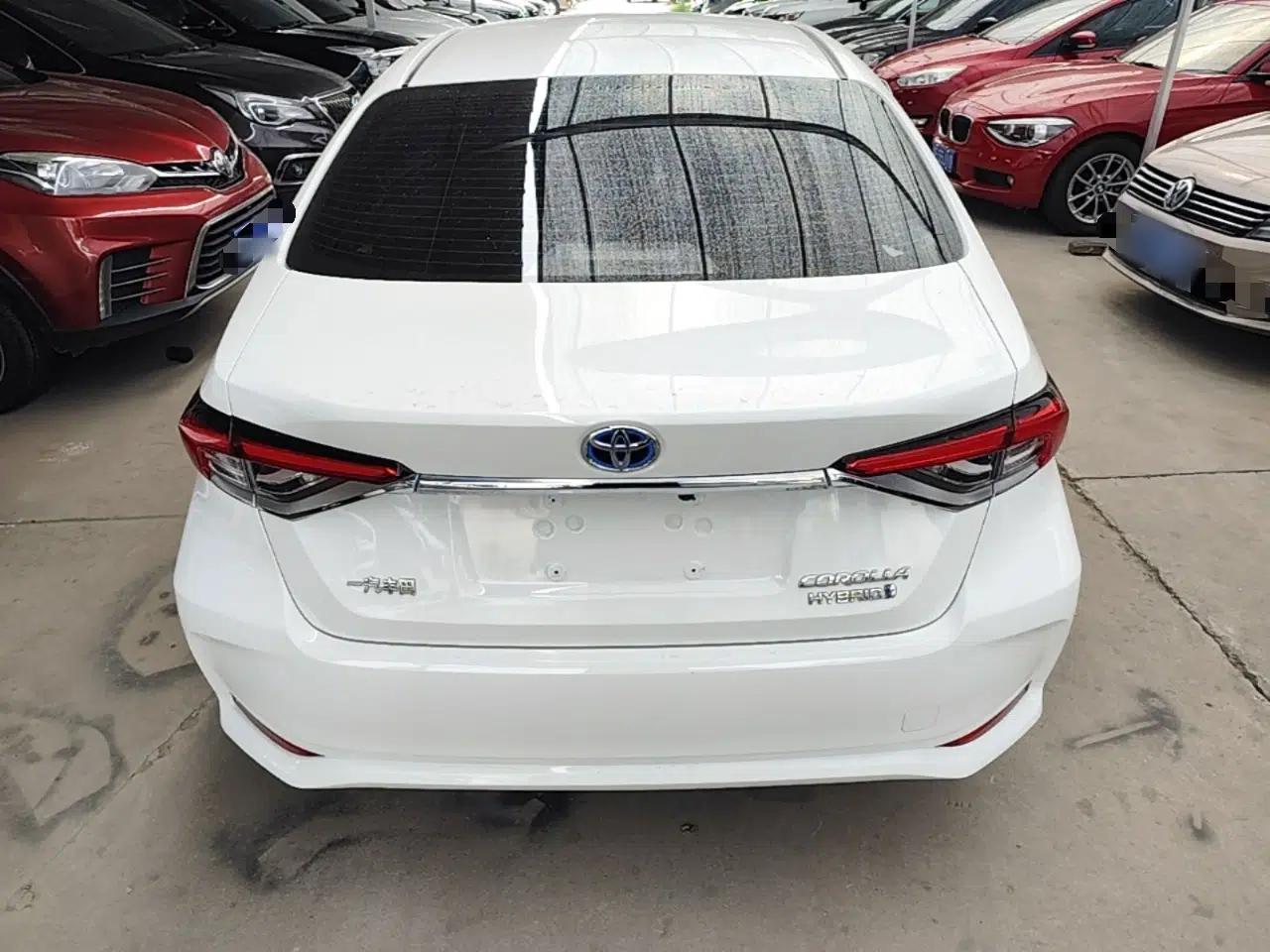 Toyota Corolla 2022 Dual-Motor 1.8L E-CVT Pioneer Edition — миниатюра 5