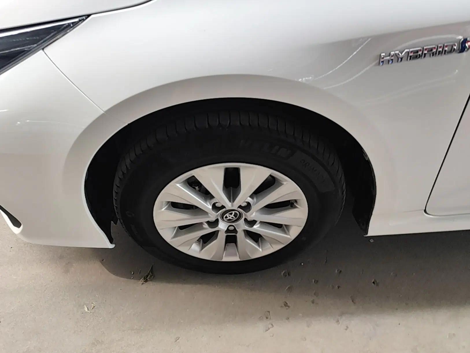 Toyota Corolla 2022 Dual-Motor 1.8L E-CVT Pioneer Edition — миниатюра 10
